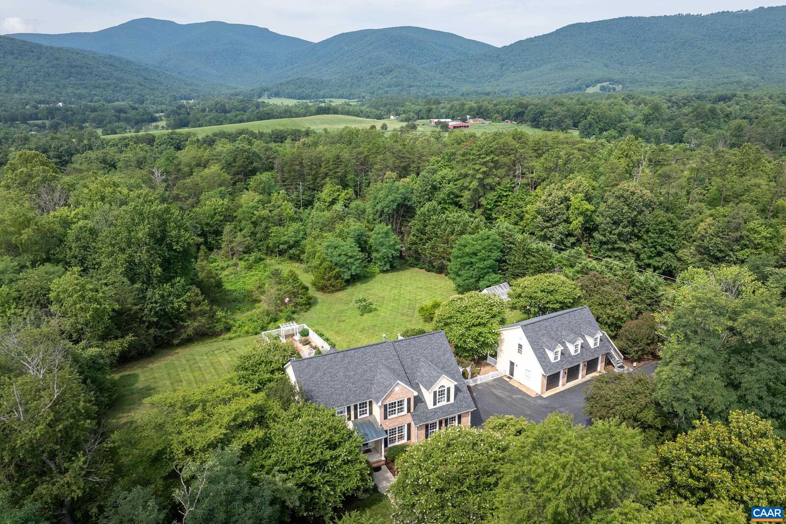 Property Photo:  267 Tanbark Dr  VA 22920 