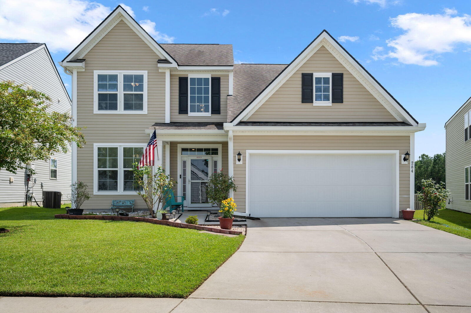 Property Photo: 284 Catawba Branch Way SC 29461