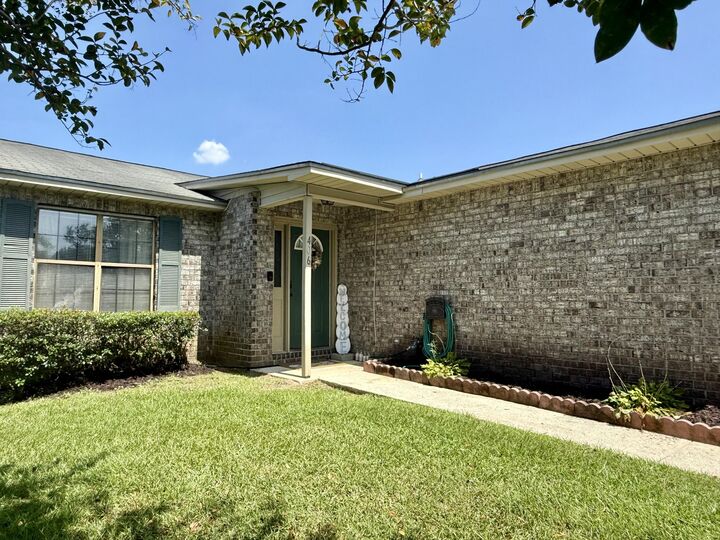 Property Photo: 406 Erskine Street # A SC 29456