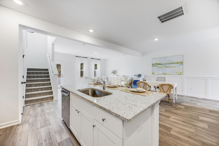 Property Photo: 104 Green Thistle Way SC 29483