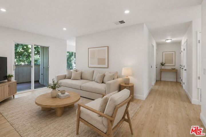 Property Photo:  2511 Easton Pl, Unit 48  CA 95133 