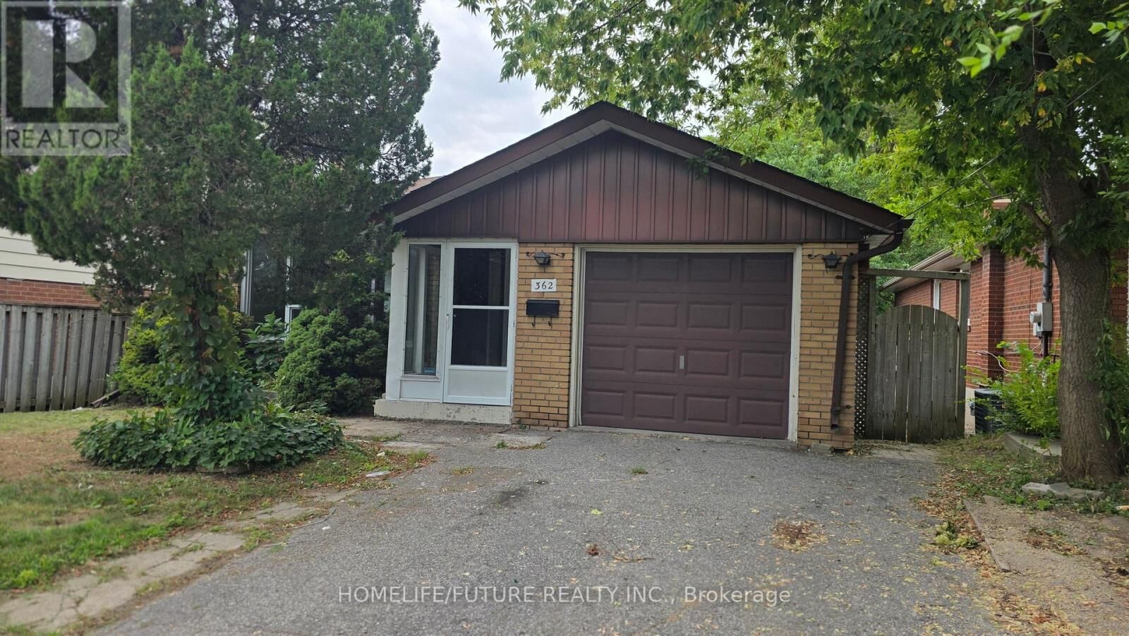 Property Photo: 362 Morrish Road Main ON M1C 1G1