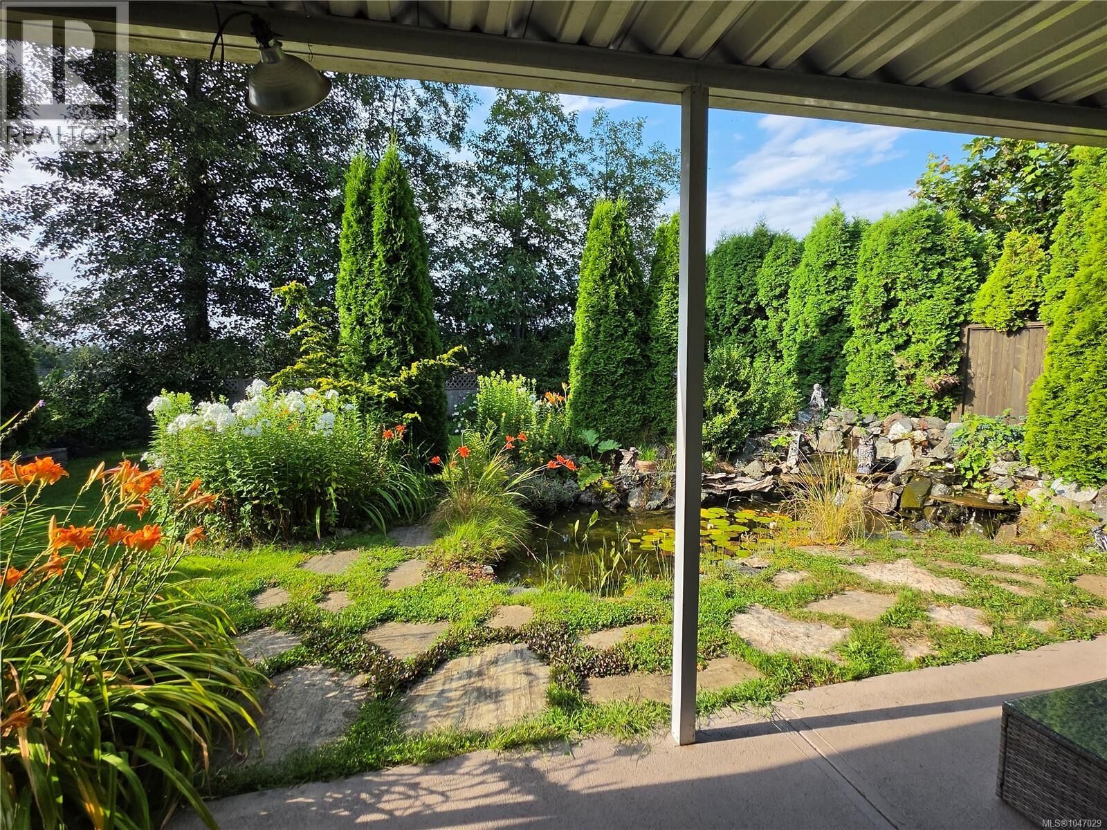 Property Photo: 437 Rockland Road BC V9W 1N7