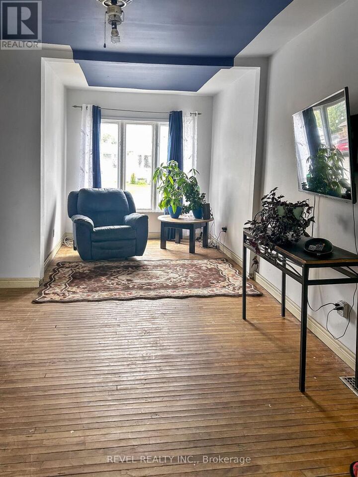 Property Photo:  70 Helmer Avenue  ON P0N 1H0 