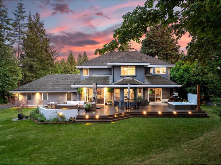 Property Photo: 13877 32 Avenue BC V4P 2B6