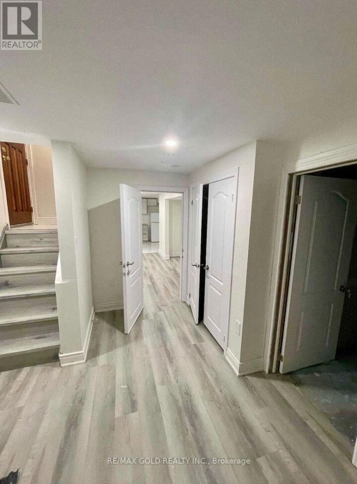 Property Photo:  30 Moynes Avenue  ON M8Y 3B8 
