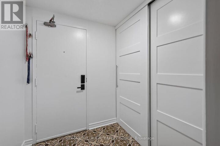 Property Photo: 6434 Bilberry Drive 109 ON K1C 4P5