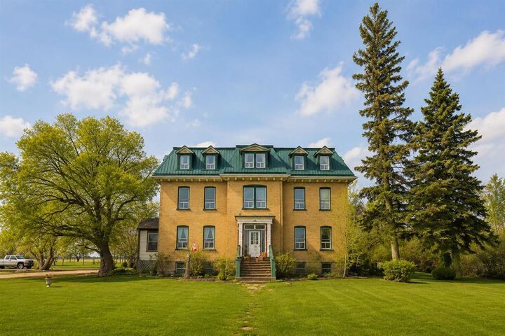 15 Elie W Street — photo 1