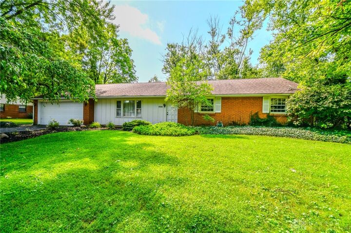 Property Photo: 536 Brandwynne Court OH 45459