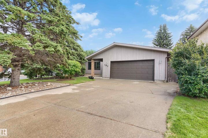 190 Westridge Road NW — photo 1