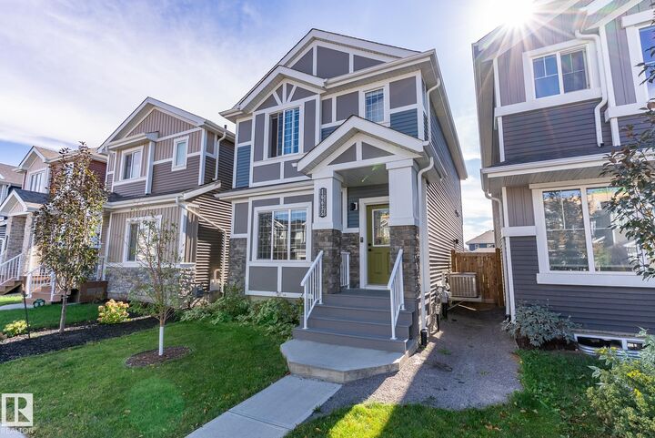 Property Photo:  16635 30 Avenue SW  AB T6W 4P9 