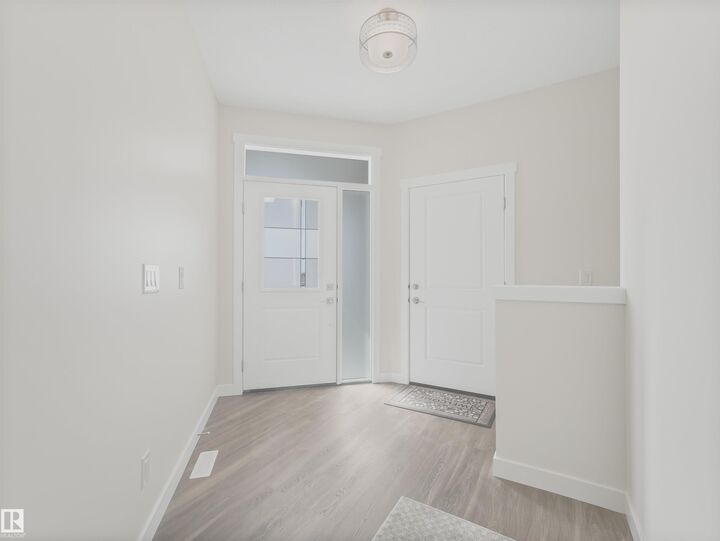 Property Photo:  7800 94 Street 13  AB T8R 2S3 