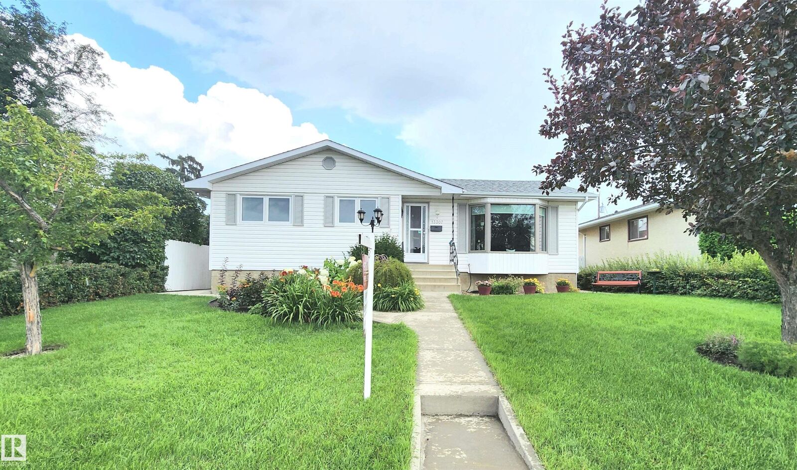 Property Photo: 13307 Delwood Road NW AB T5C 3B5