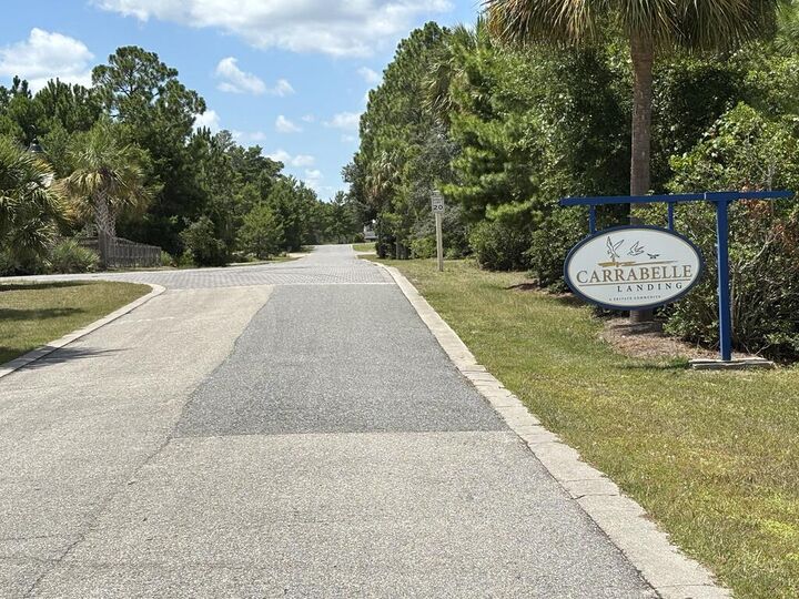 Property Photo:  1717 Landing St  FL 32322 