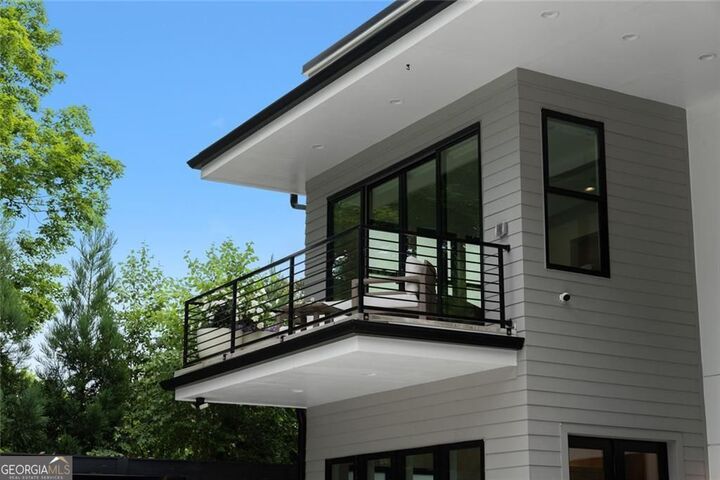 Property Photo: 4063 Rickenbacker Drive NE GA 30342