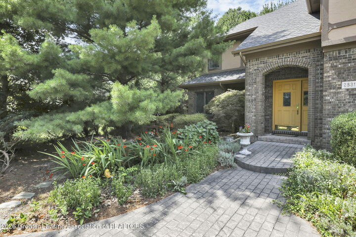 Property Photo:  2831 River Pointe Drive  MI 48842 