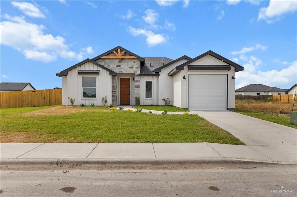 Property Photo:  1514 Karianna Drive  TX 78570 