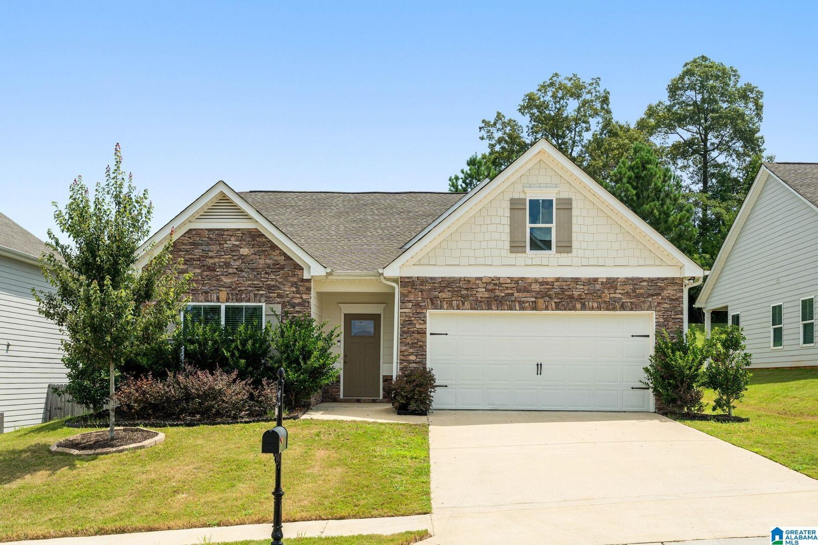 Property Photo: 9040 Meeting Street AL 35128
