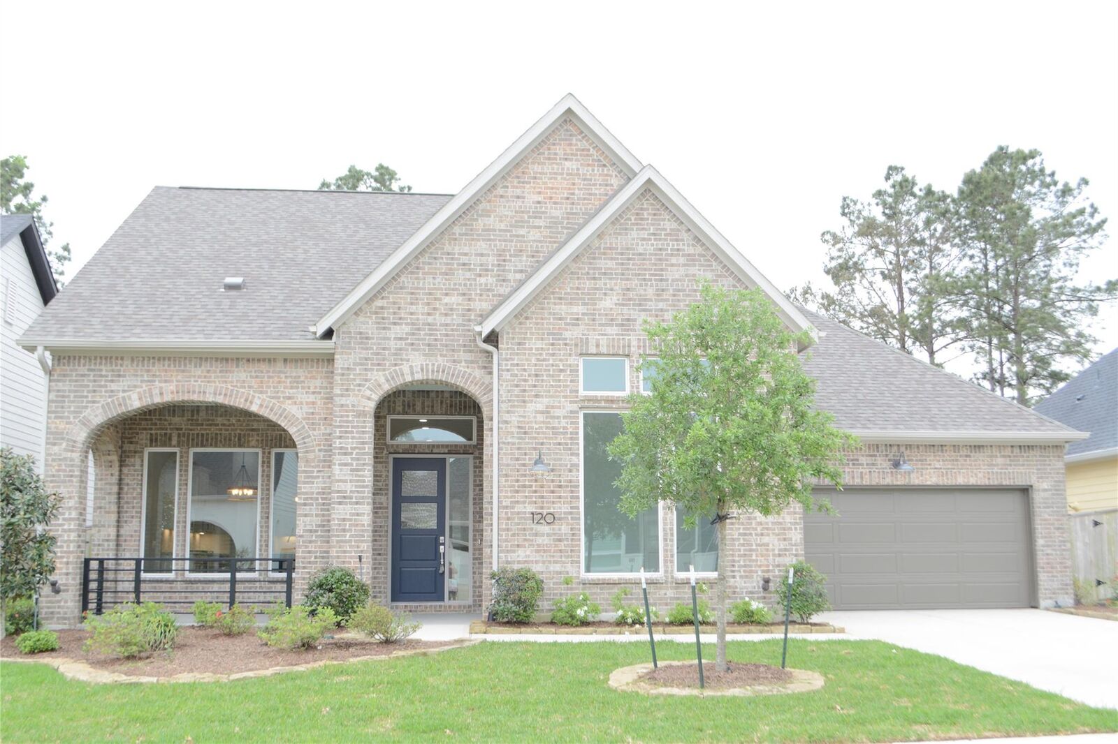 Property Photo: 120 Dandelion Way TX 77316
