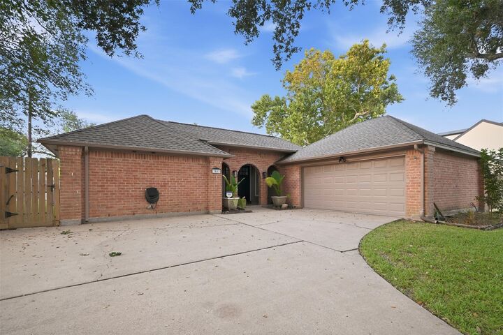Property Photo:  3502 Plum Brook Lane  TX 77459 