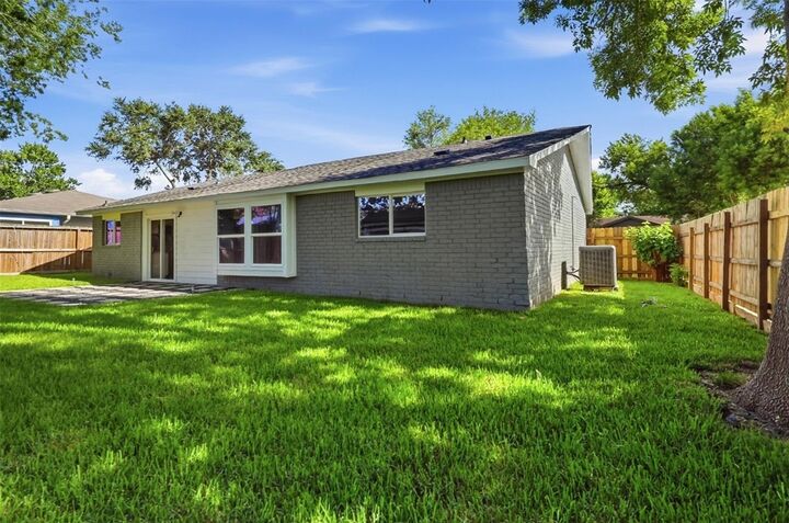 Property Photo: 4767 Beechaven St TX 77053