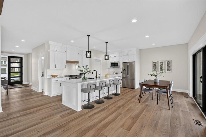 Property Photo: 270 NW Copperleaf Court IA 50263