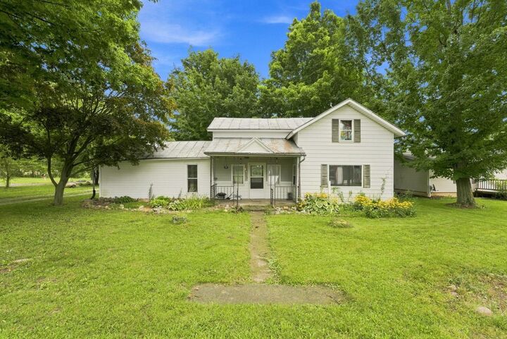 Property Photo: 3950 S 800 W IN 46747