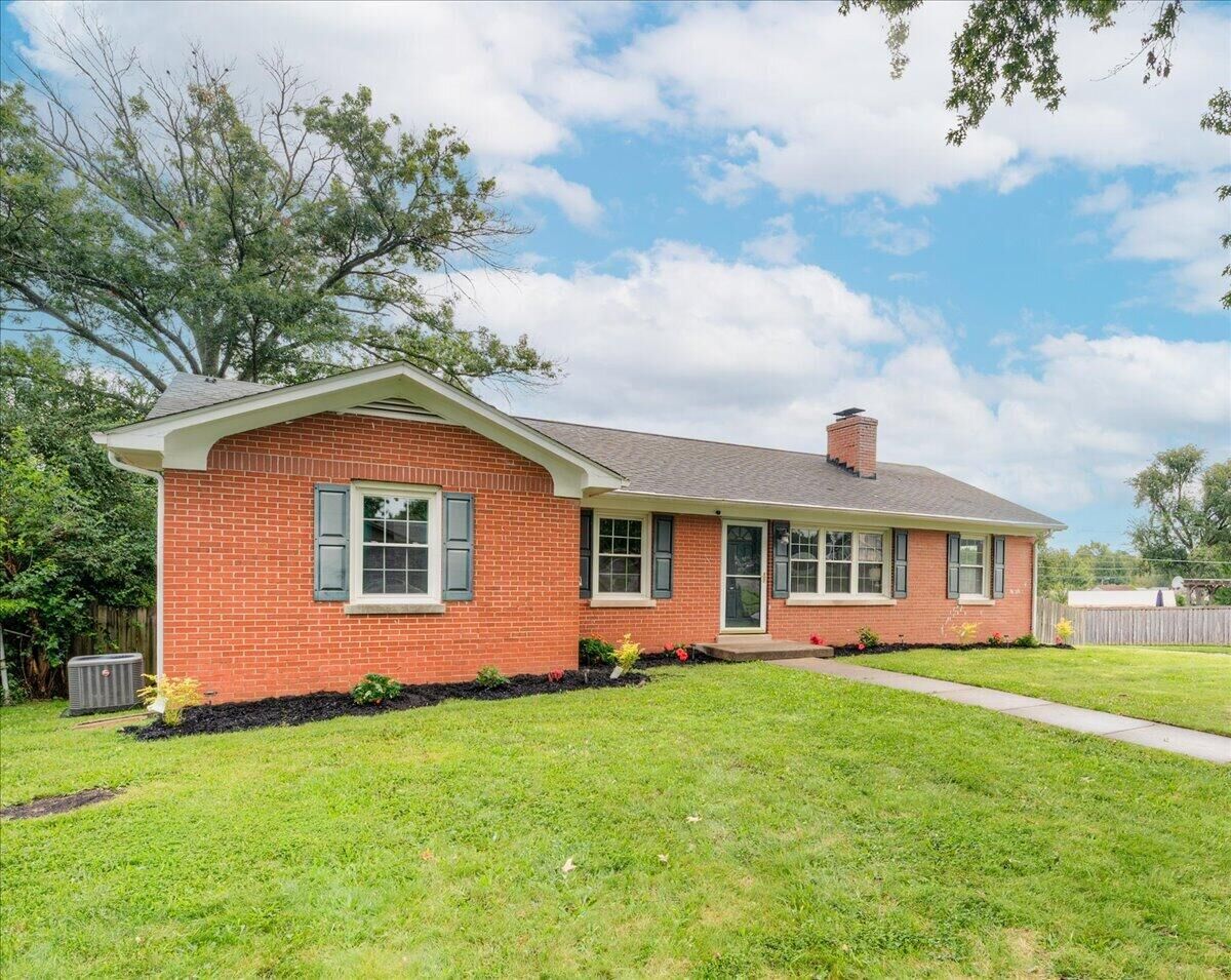 Property Photo: 501 Nottaway Drive KY 40356