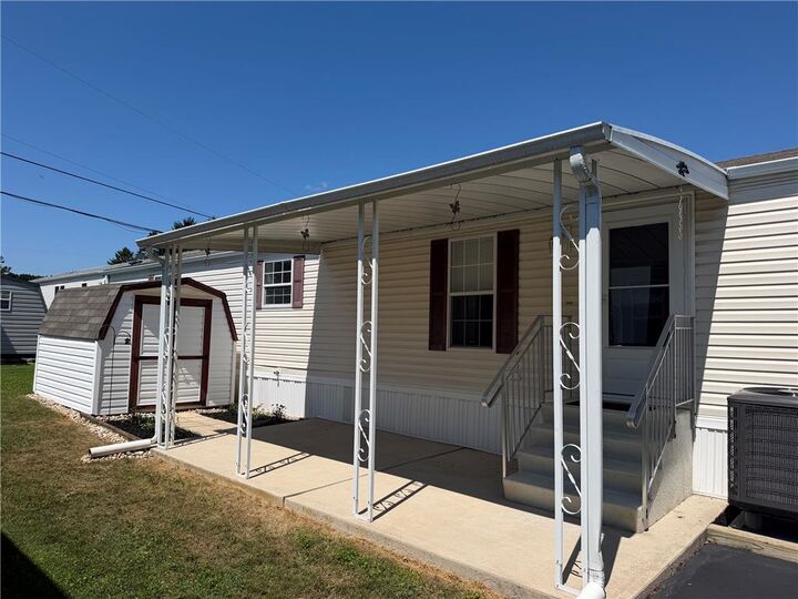 Property Photo:  4582 Court Street  PA 18037 
