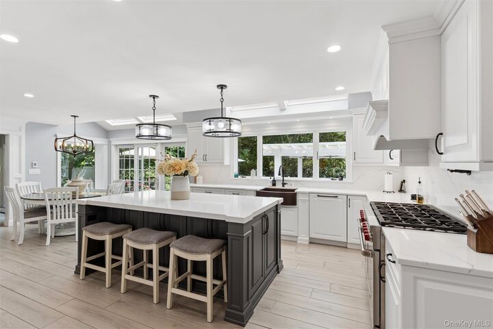 Property Photo: 38 Riverview Terrace NY 11787