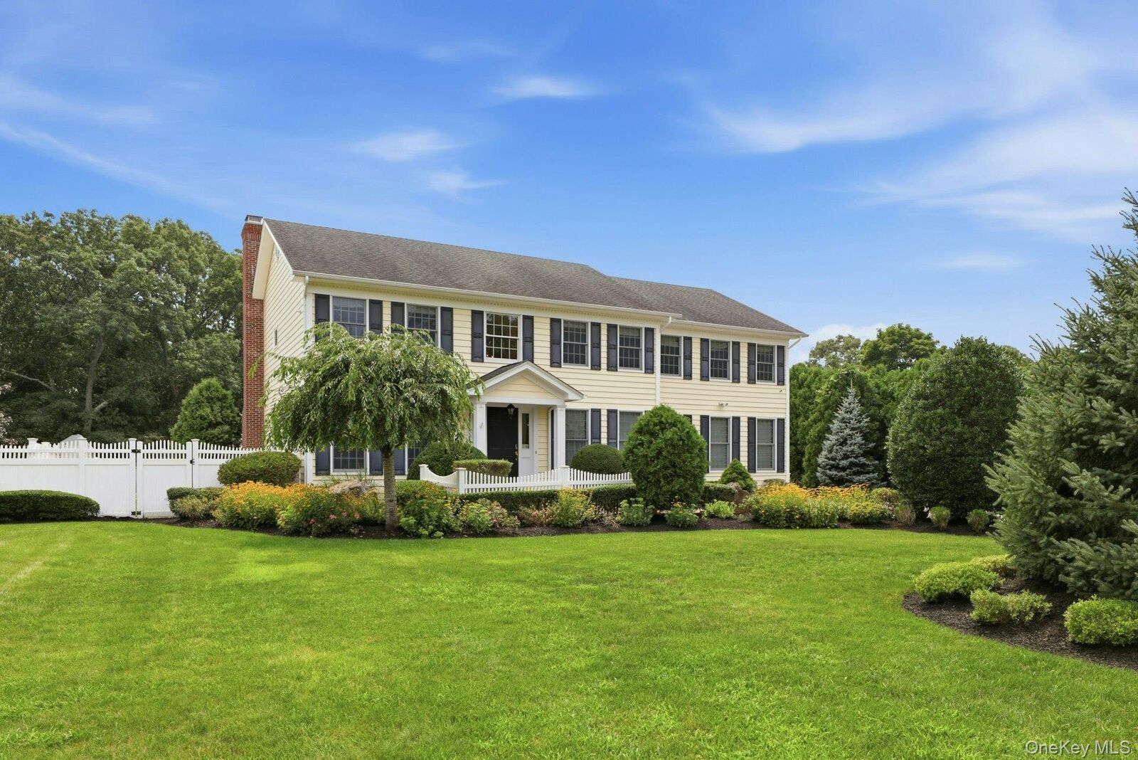 Property Photo:  28 Spruce Street  NY 11784 