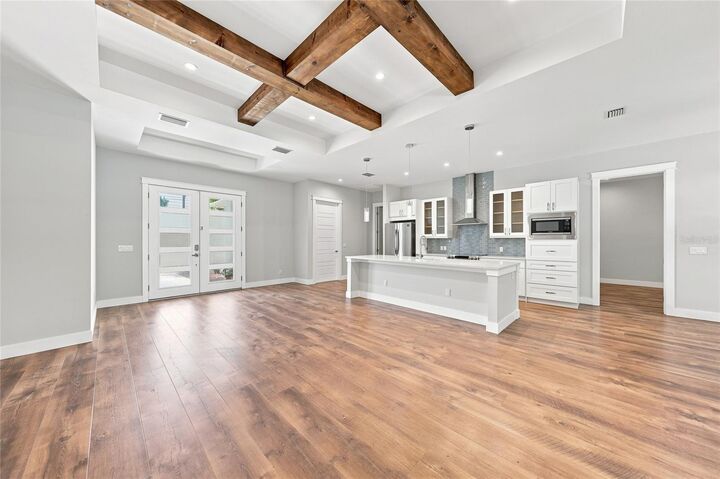 Property Photo:  2592 Ingles Avenue  FL 34288 