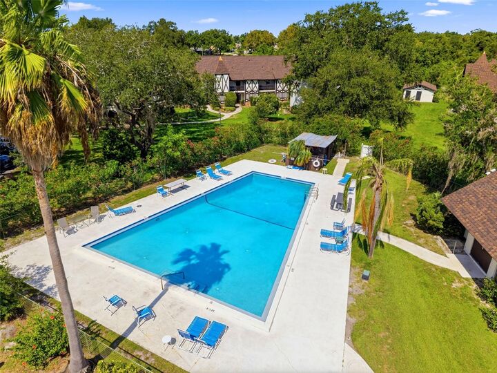 Property Photo: 380 N Bayshore Boulevard 204 FL 33759