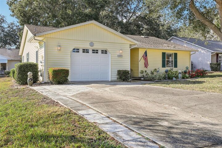 Property Photo: 1507 New Abbey Avenue FL 34788