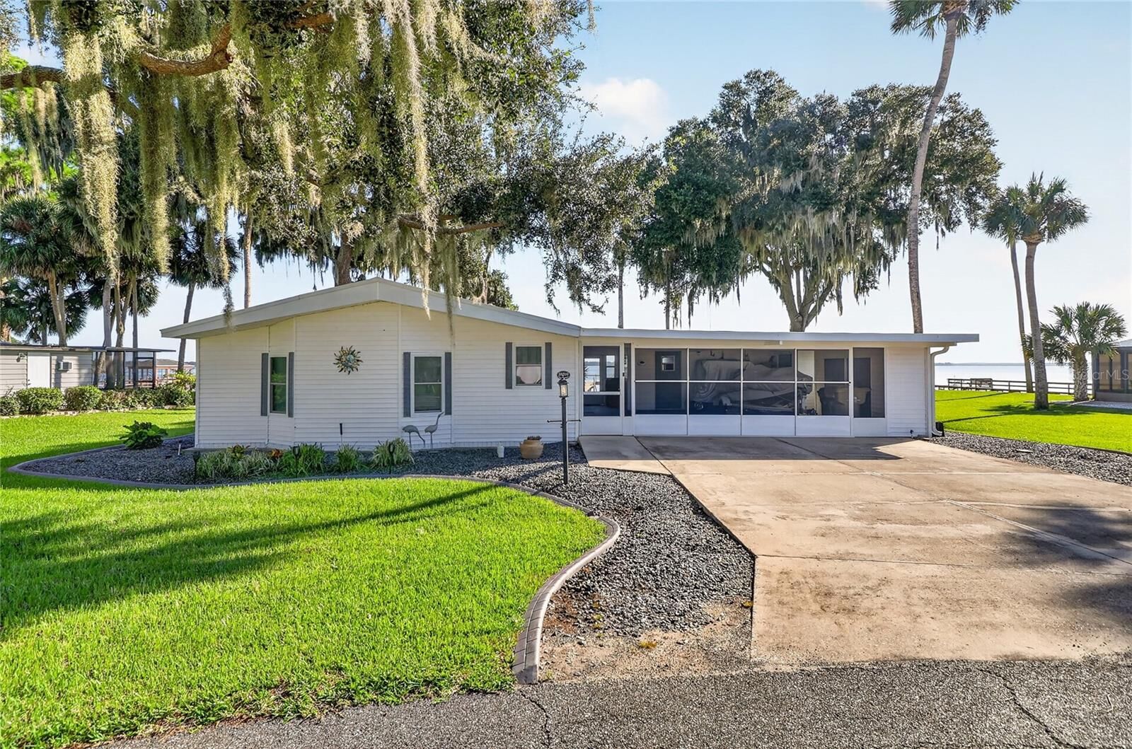 Property Photo: 38310 Langlois Place FL 34788