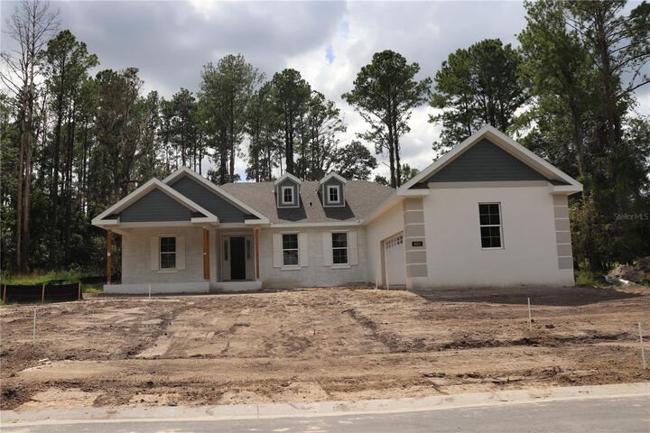 Property Photo: 5063 Elm Leaf Drive FL 34601