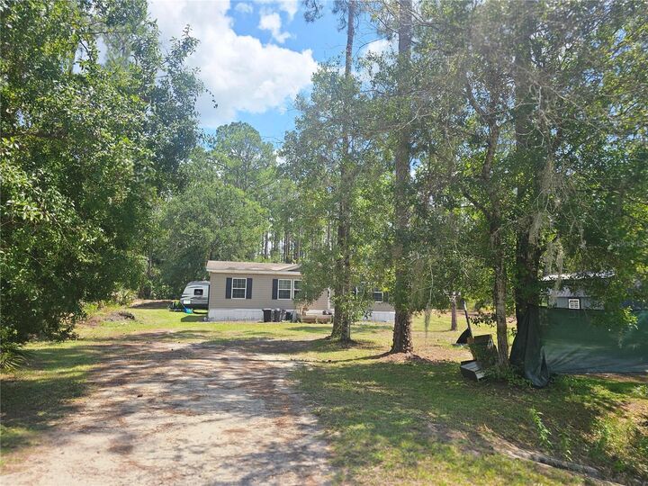 Property Photo: 1387 Water Oak Road FL 32110