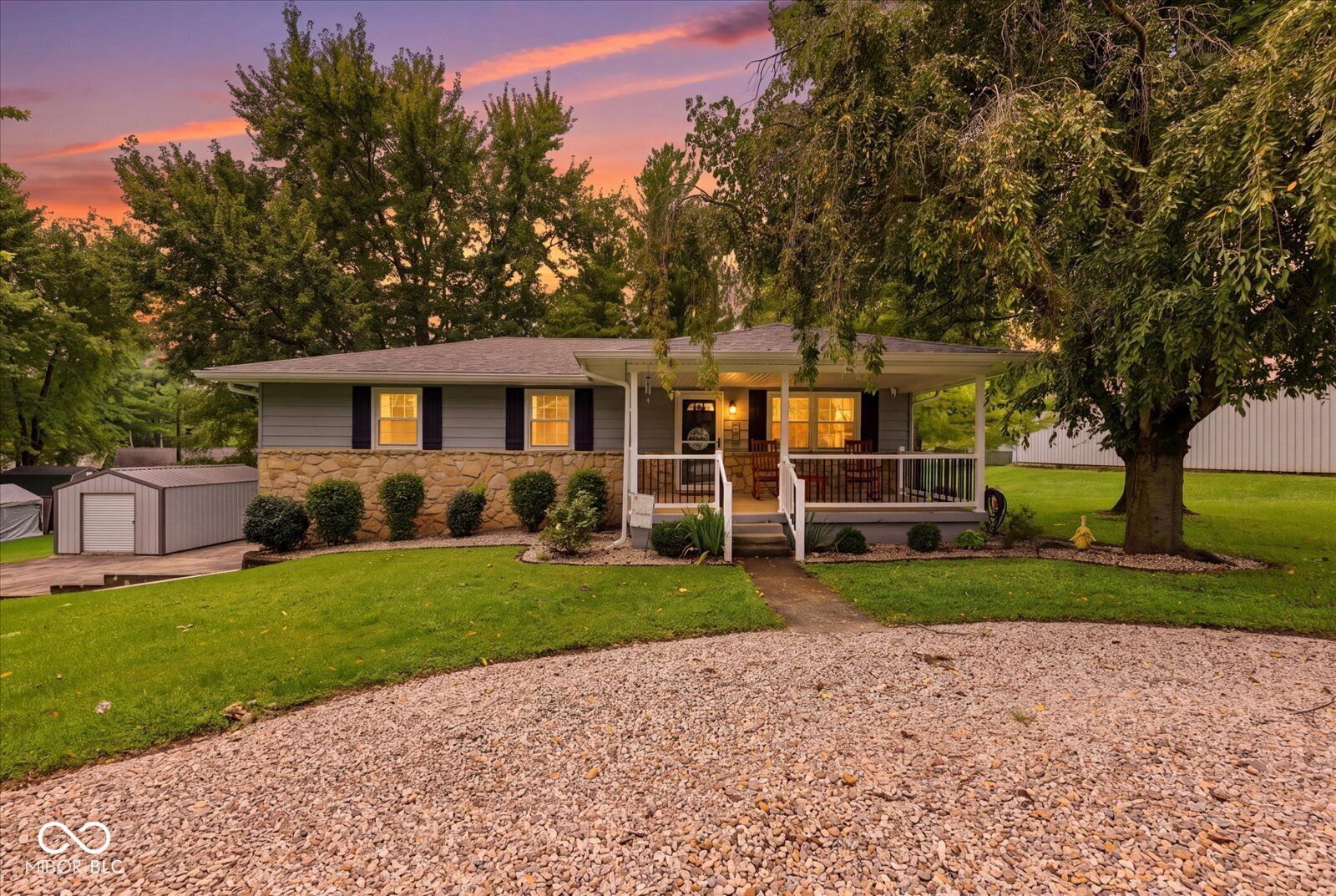 Property Photo:  507 E Jefferson Street  IN 47272 