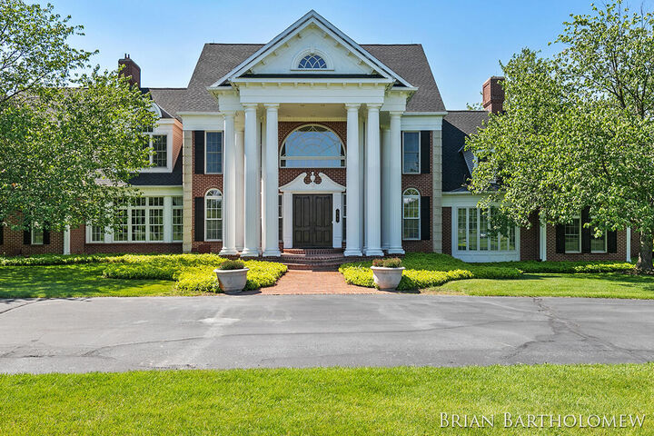 Property Photo:  560 Saddlebrook Drive  MI 49301-9505 