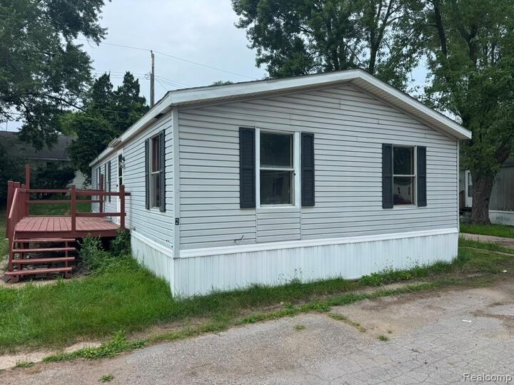 Property Photo: 2445 E Grand River Rd Lot #2 MI 48895 9577