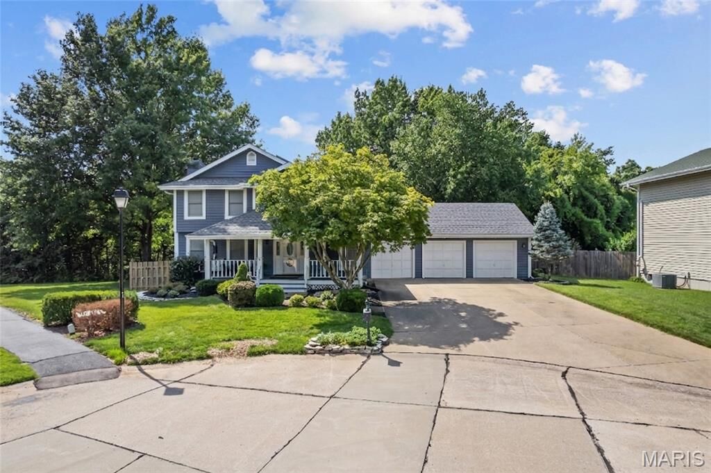 Property Photo: 4 River Ridge Court MO 63303