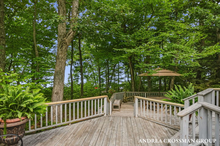 Property Photo:  1765 S Glen Road  MI 49455 