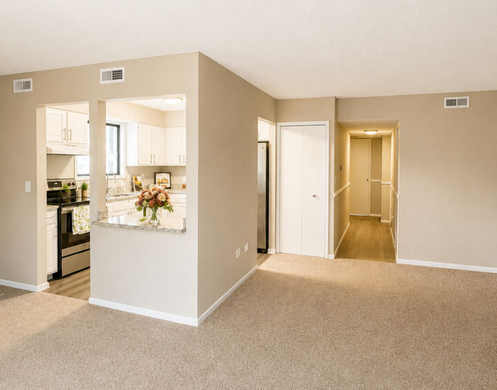 Property Photo:  500 Valley Drive 301  IL 60563 