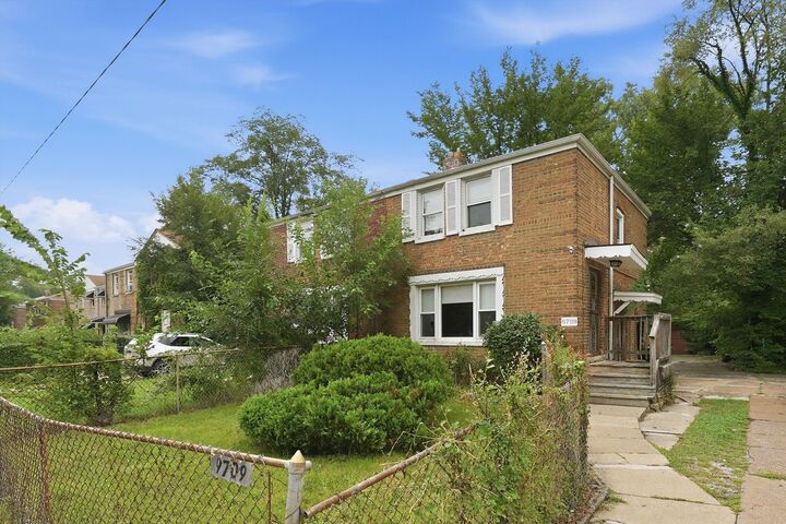 Property Photo: 9709 S Yates Boulevard IL 60617