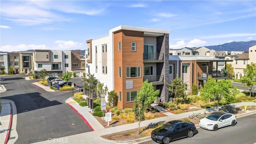 Property Photo: 145 Culture CA 92618
