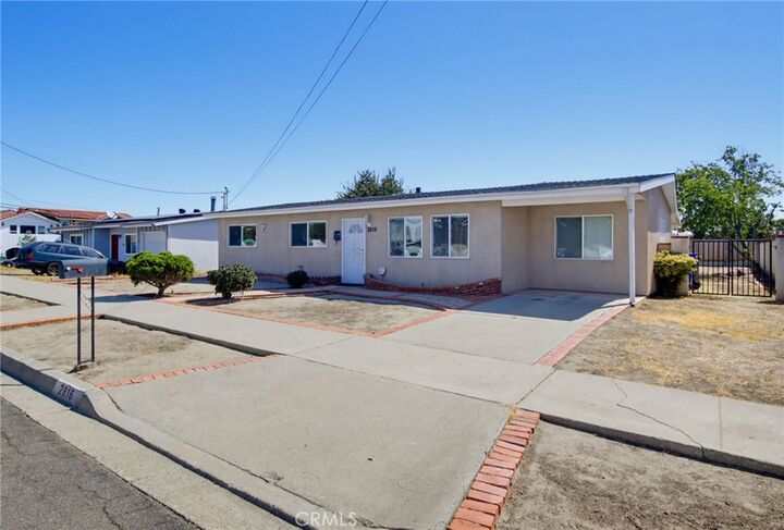 Property Photo: 2816 Louise Street CA 92056