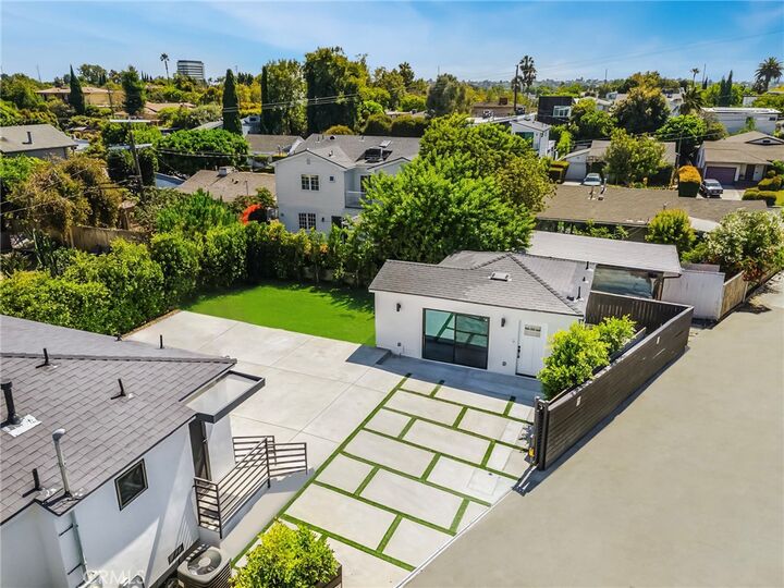 Property Photo: 3023 Glendon CA 90034
