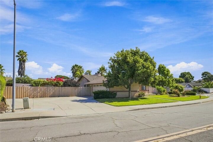 Property Photo:  1224 Woodmere Road  CA 93455 