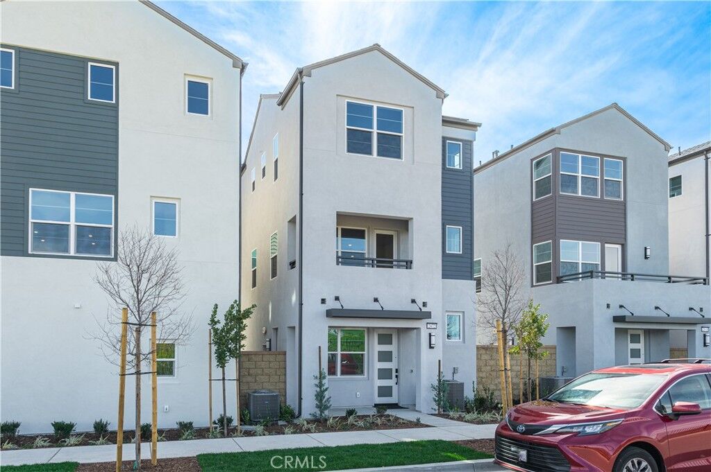 Property Photo:  2472 E Stanley Paseo  CA 91762 