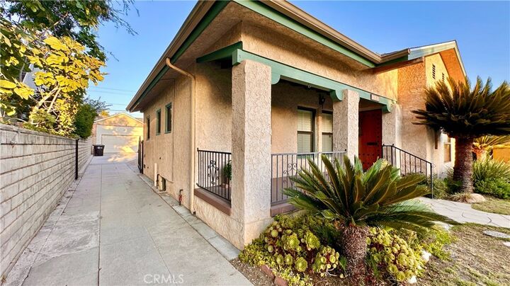 Property Photo:  1122 N Isabel Street  CA 91207 